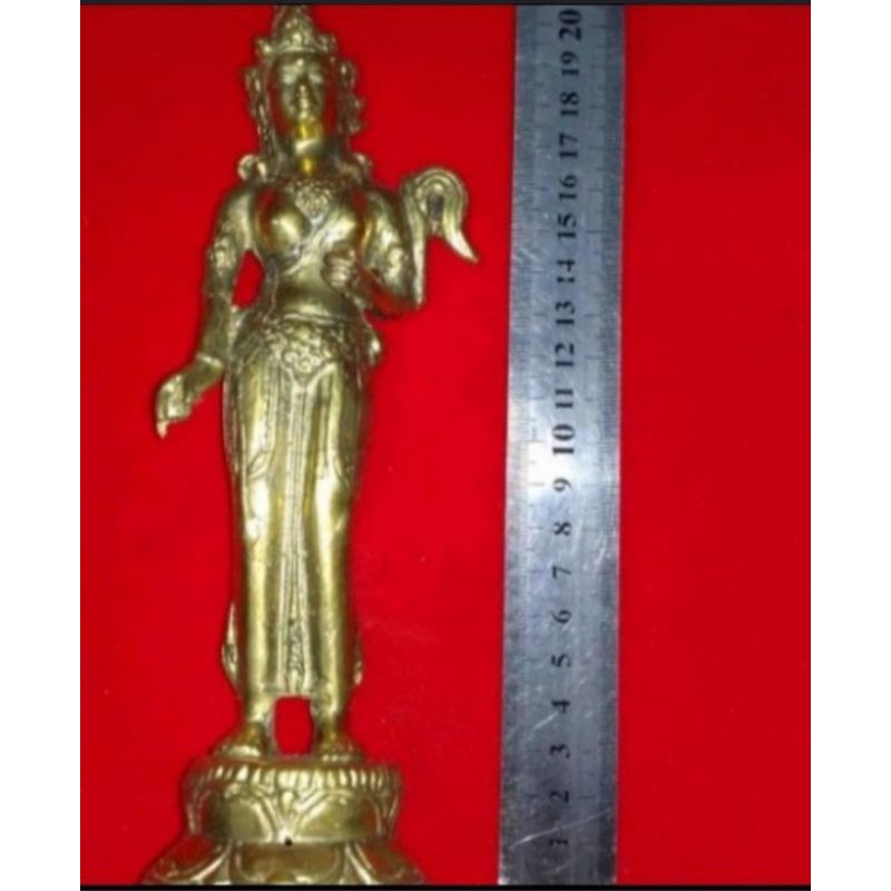 Patung Golek Kencono Kuningan