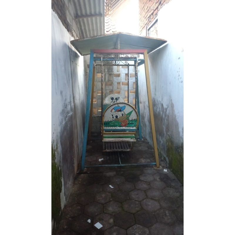 Ayunan Besi Kokoh Ayunan TK Ayunan Sekolah
