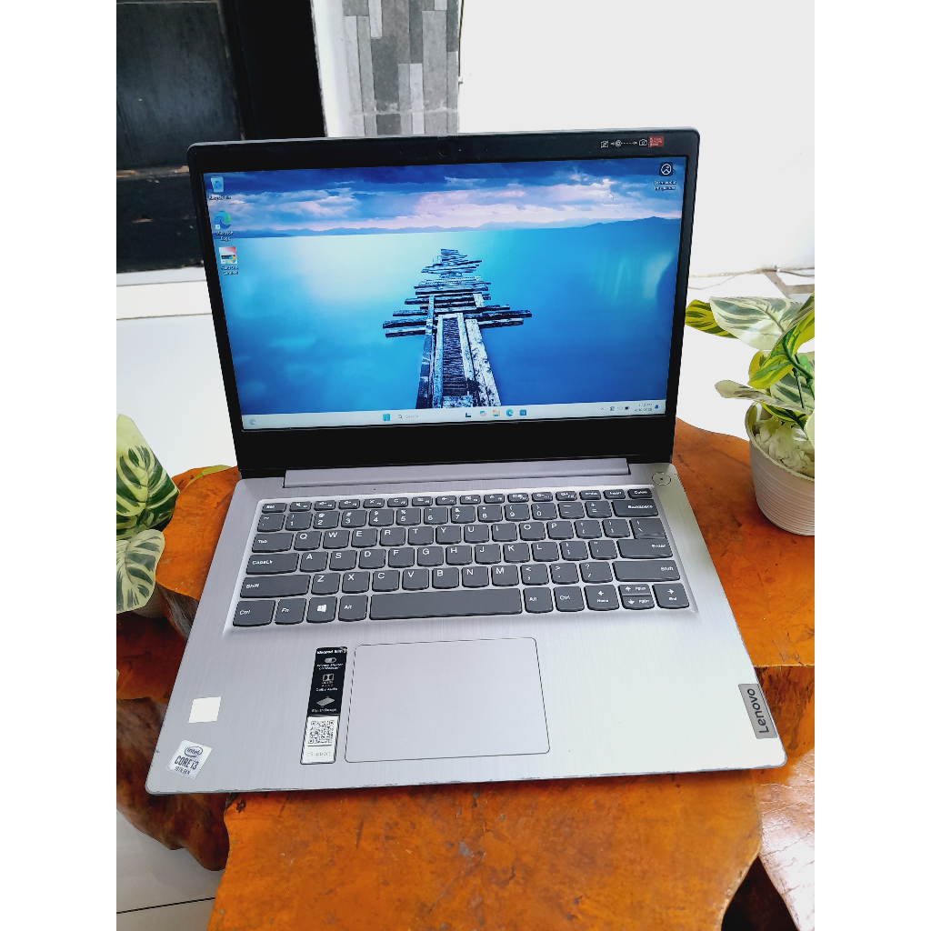lenovo second ideapad slim 3_ram 8gb_ssd 240gb_core i3 gen10