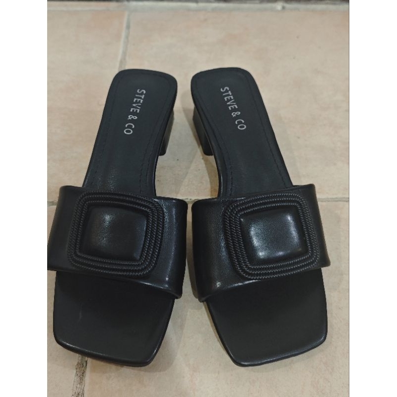 Sandal / Selop Wanita Steve & Co