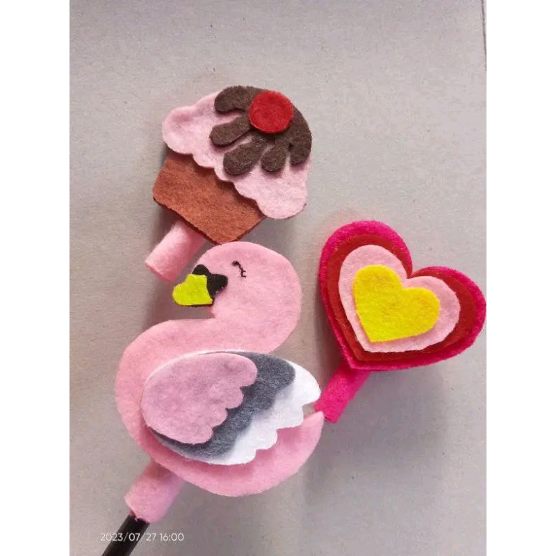 

hiasan pensil karakter lucu | hiasan pensil flanel | handycraft