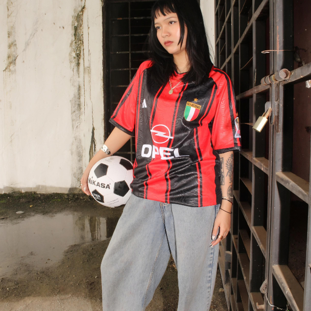 Troth jersey vintage retro AcMilan home 1998 1999 unisex pria wanita