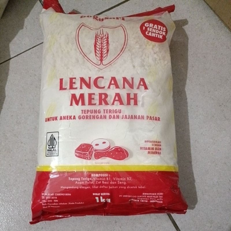 

tepung lencana merah kemasan 1kg gratis sendok 1
