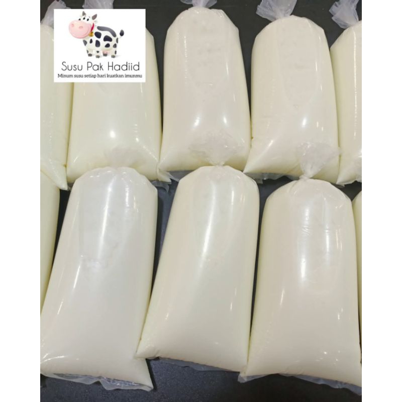 

Susu sapi murni pasteurisasi siap minum 1 liter Bogor