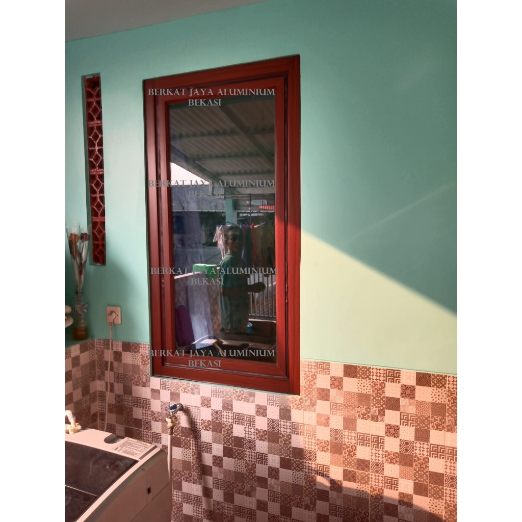 Jendela Casement Aluminium Polos / Ornamen 120x60 + Kusen + Kaca(Dacon, Inkalum, Alutama, Alexindo, 