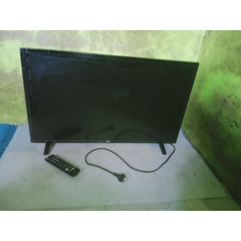 Tv LED 32 inch Digital Merk LG Second