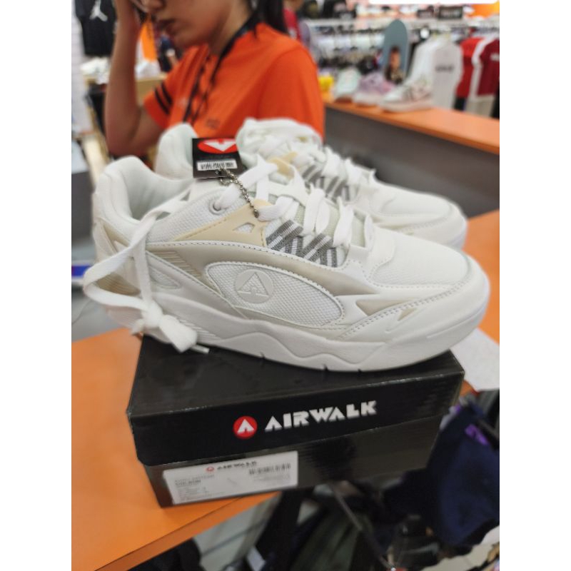 Sepatu Airwalk Colson Putih