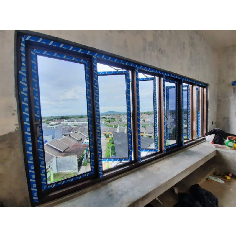 Jendela Gendong Aluminium swing merek Ykk
