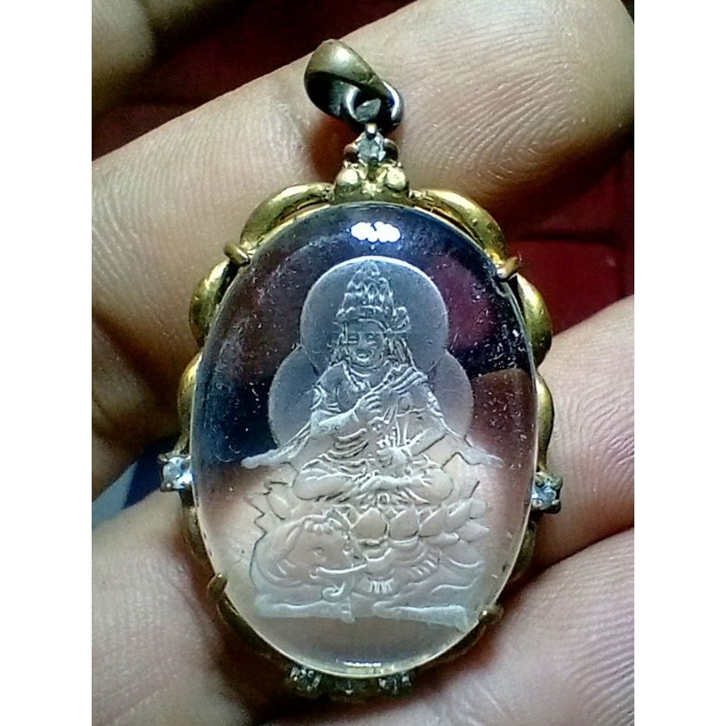 Liontin Batu Kristal Motif Manjursi