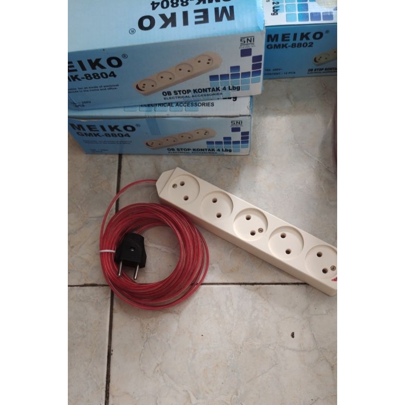 Stop Kontak | Terminal 5 Lubang plus kabel 8 Meter