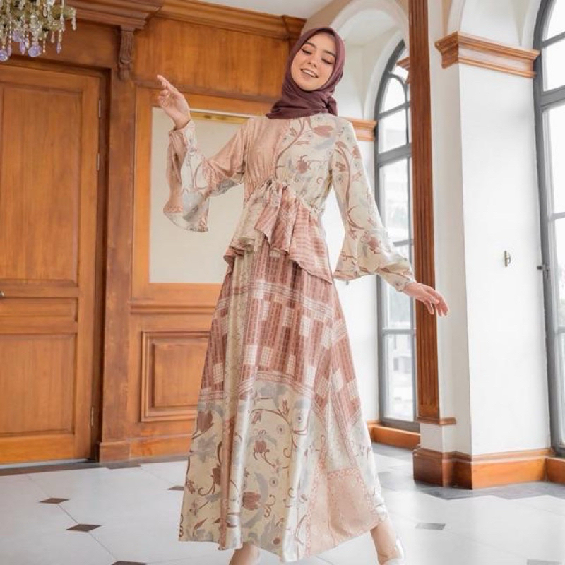 Preloved Nara Dress Wearing Klamby