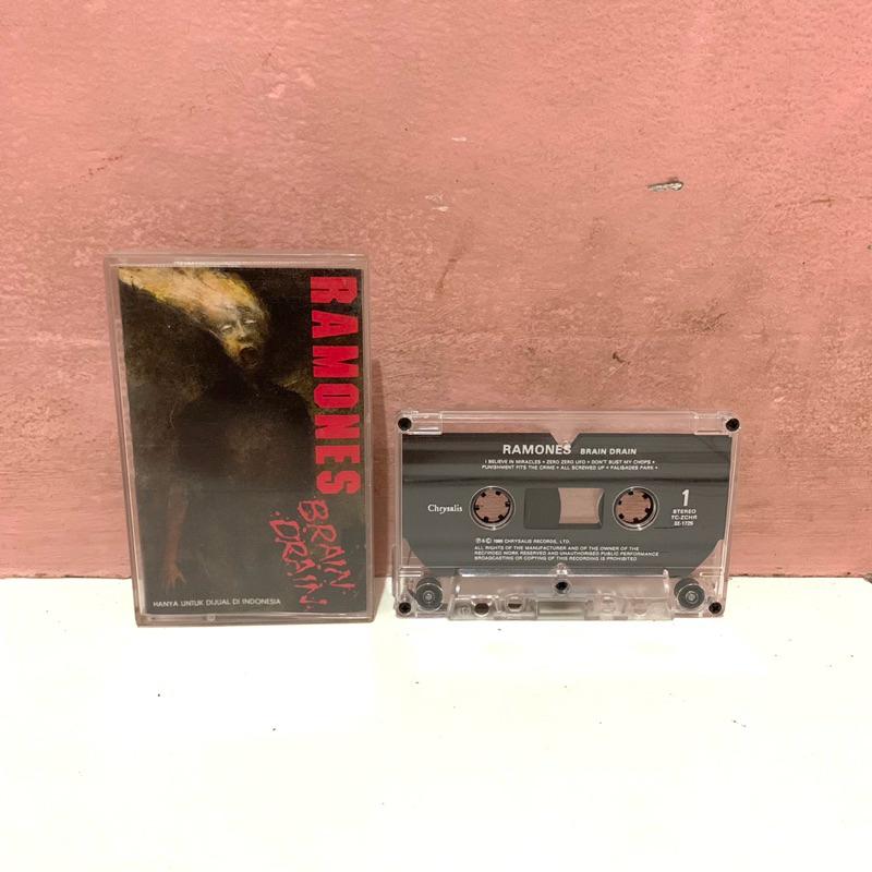 Kaset Pita Punk Rock Ramones - Brain Drain