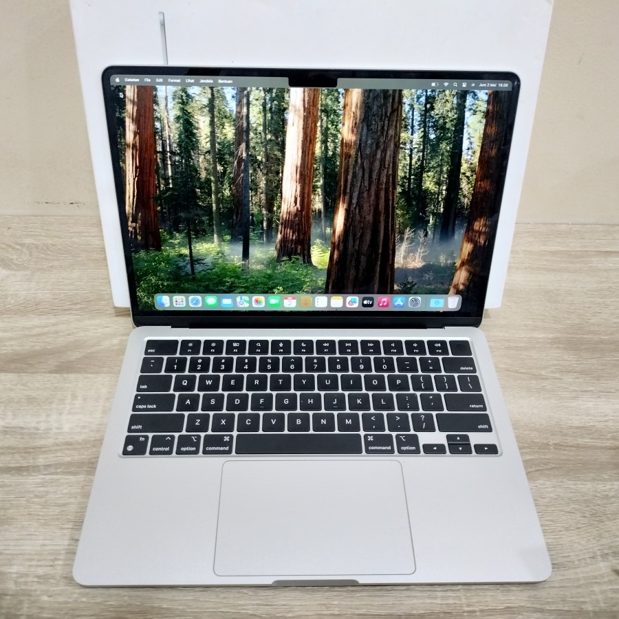 MacBook Air 2022 Apple M2 Ram 8 SSD 256