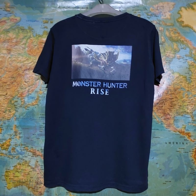 kaos t-shirt UNIQLO UT x MONSTER HUNTER RISE black original