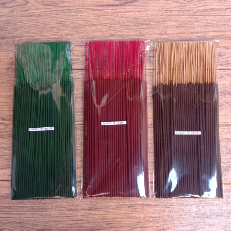 Hio Dupa Wangi Merah , Hijau , Coklat Stik 32cm isi 90-100stik