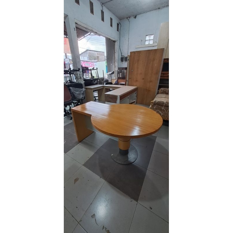 Meja Kantor | Meja Kerja | Meja Kasir | Meja Direksi (BEKAS)