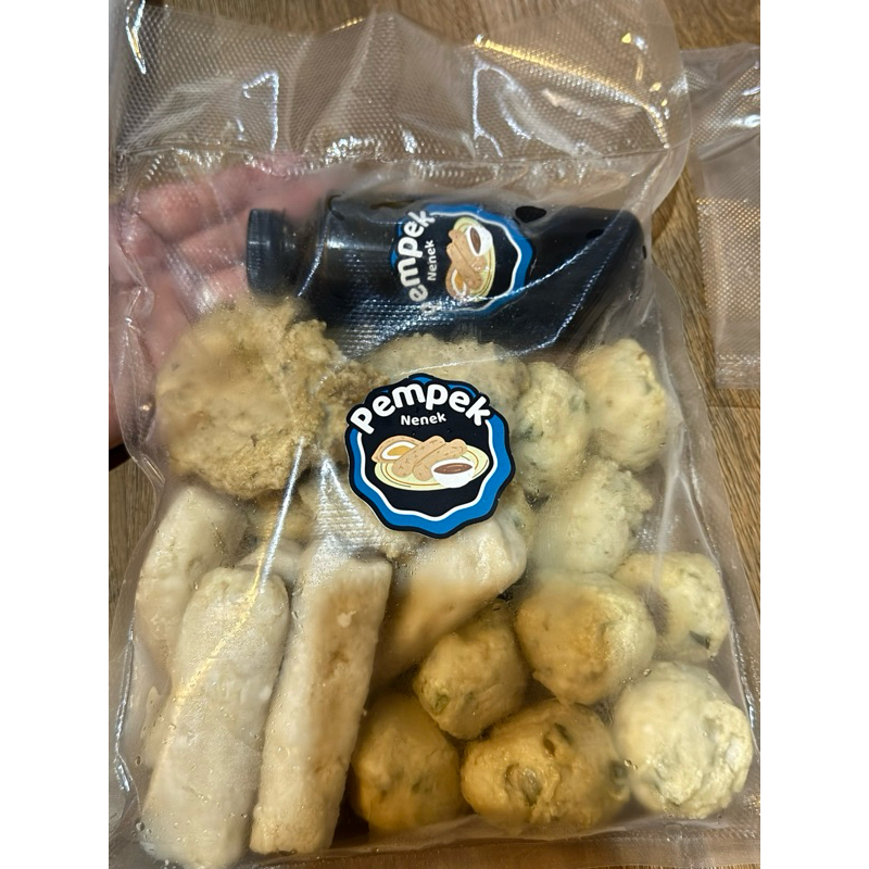 

PEMPEK MIX