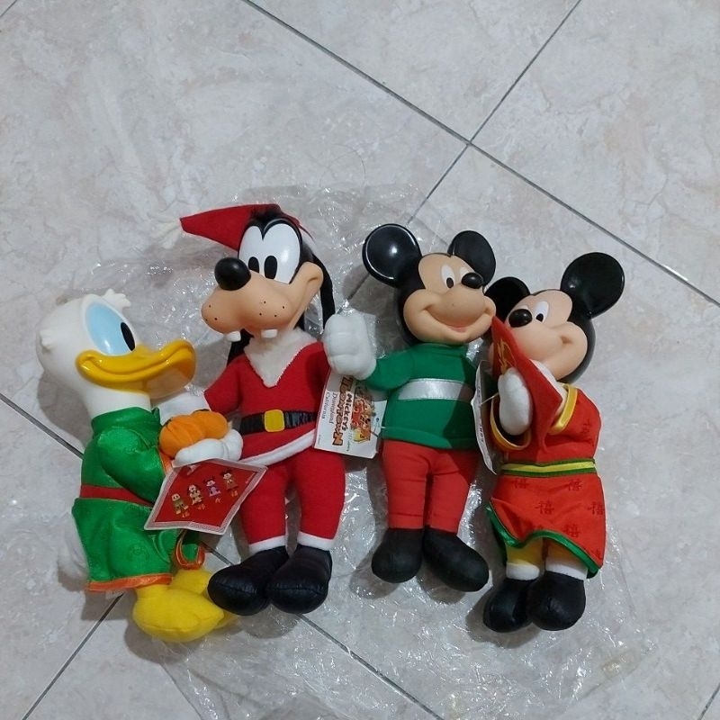 micky Minnie goovey donald disney toontown disneyland California