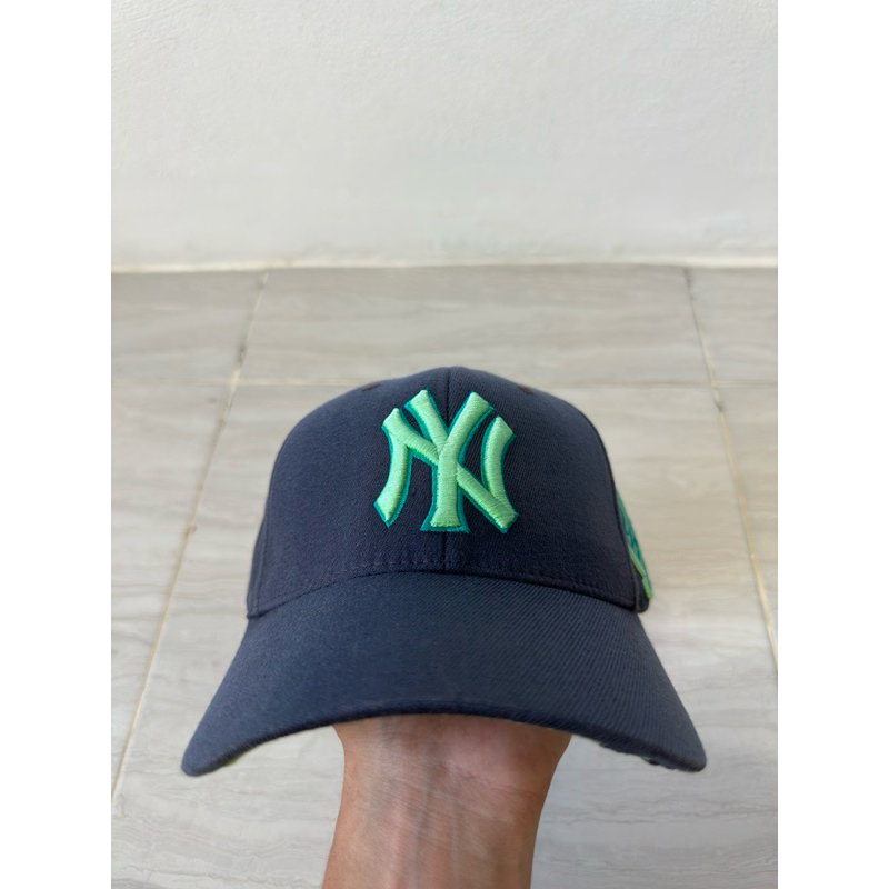 topi MLB NY