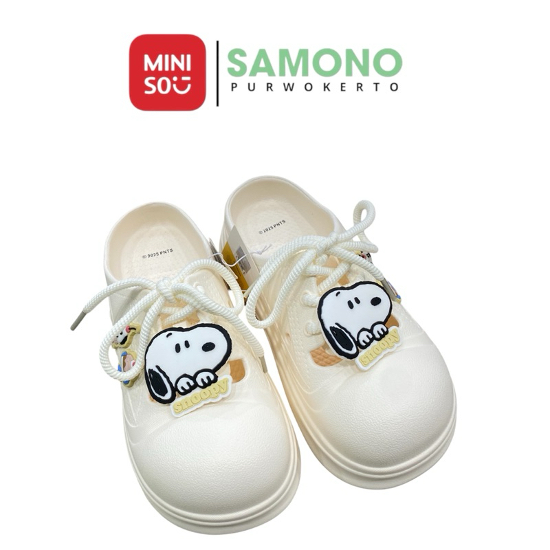 Miniso Snoopy Lace up Clogs / slipper alas kaki sandal miniso crocs