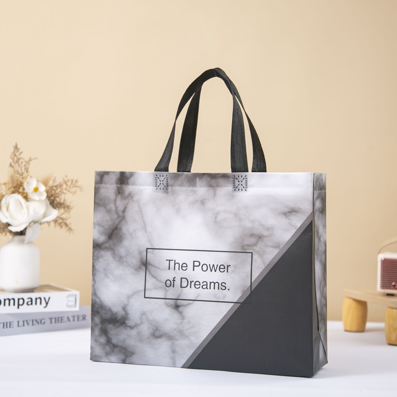 

Tas Spunbond Souvenir Lipat untuk souvenir motif tas berkualitasTas Jinjing / Tas Belanja / Tas Spunbond / Tas Souvenir / Tas Jinjing Wanita / Tas Lipat / Tas Kado / Kantong Belanja