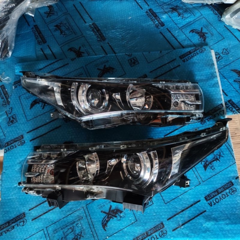Headlamp lampu depan Mobil All new Corolla Altis 2014 2015 Original copotan