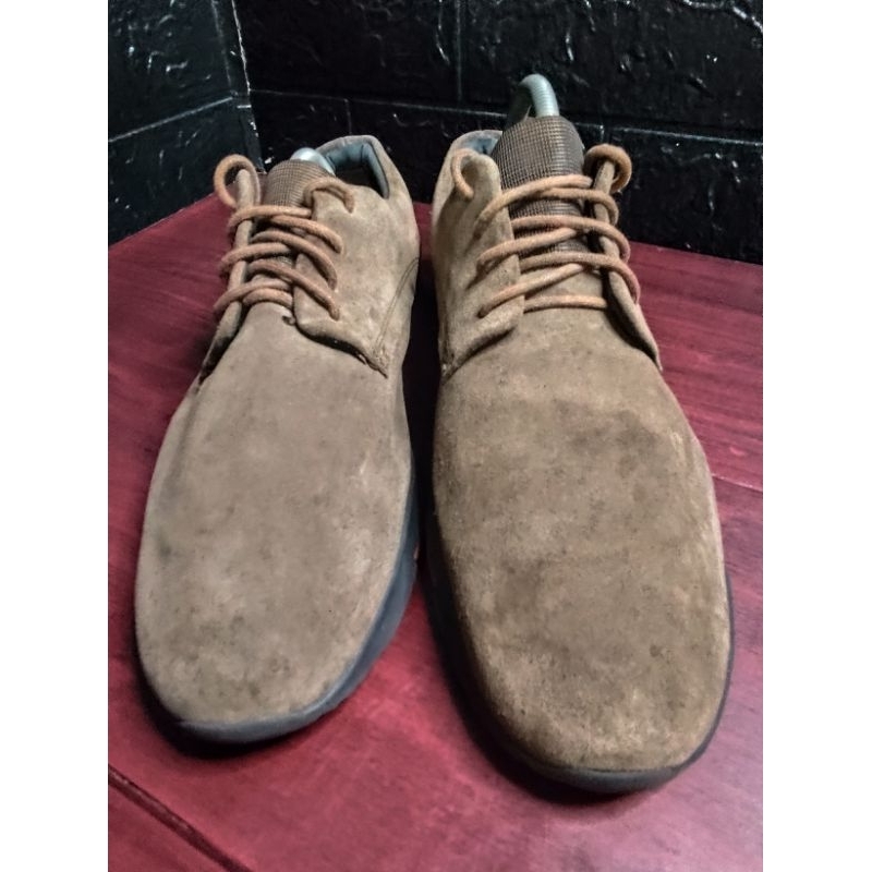 Sepatu Clarks 26120168 (suede-coklat) ,size 43,insol 27,5cm