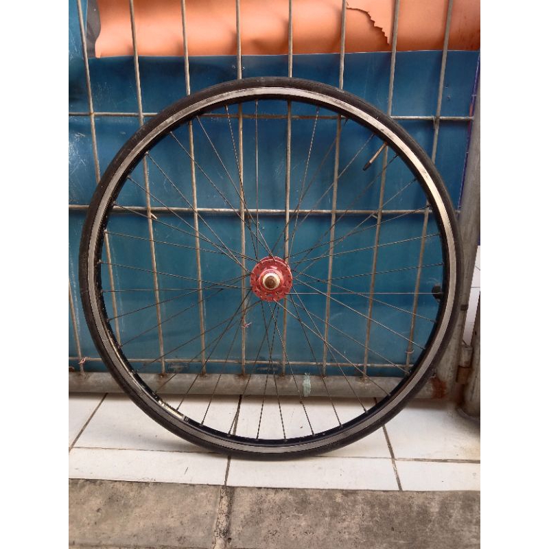 Wheleset depan rims araya tx 733 Hub Vuelta, Include ban luar dalam Used Good Condition