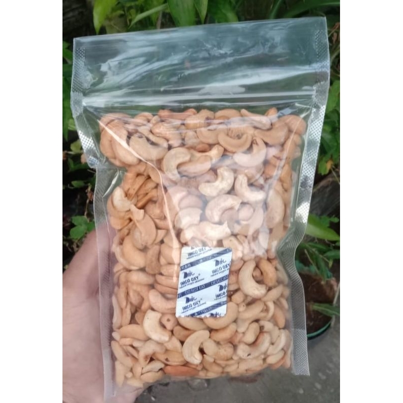 

Kacang Mede Patahan Matang Goreng 500gr