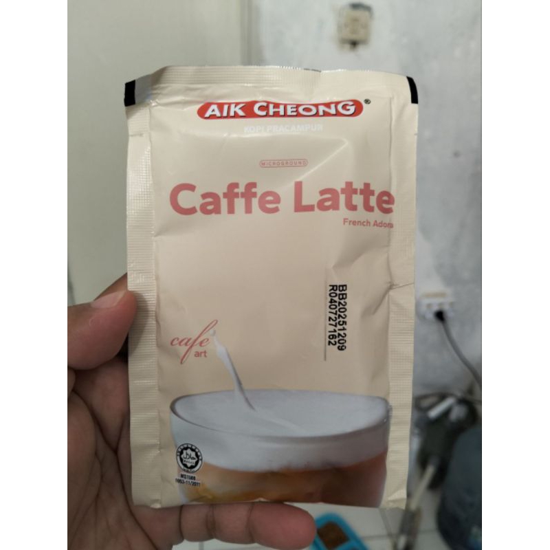 

Aik Cheong Caffe Latte Ecer 1pcs