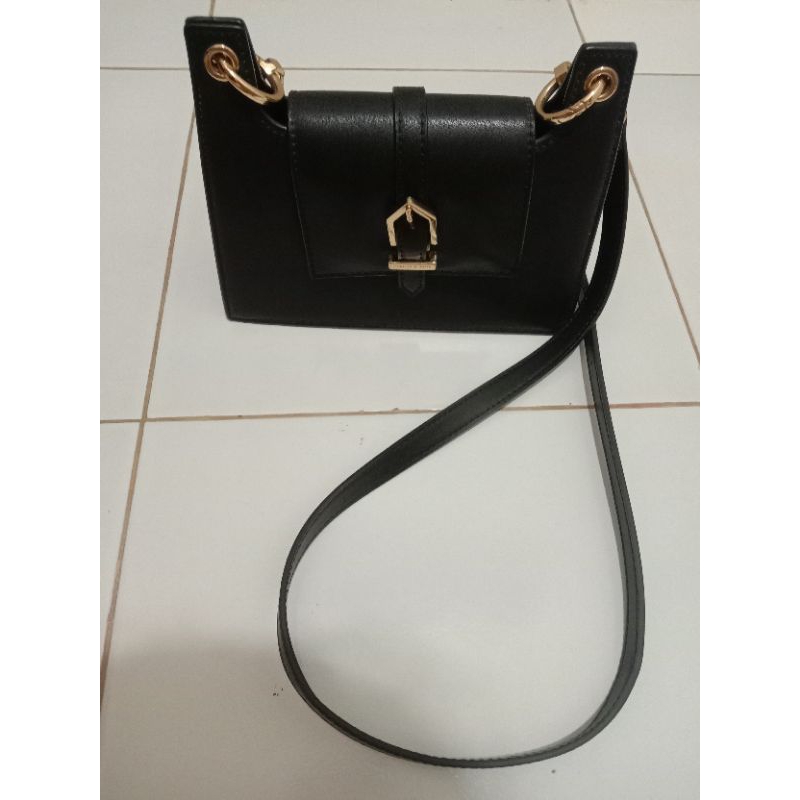 (Preloved Like New) Charles & Keith Black Sling Bag / CK Charles and Keith / Tas Selempang Branded