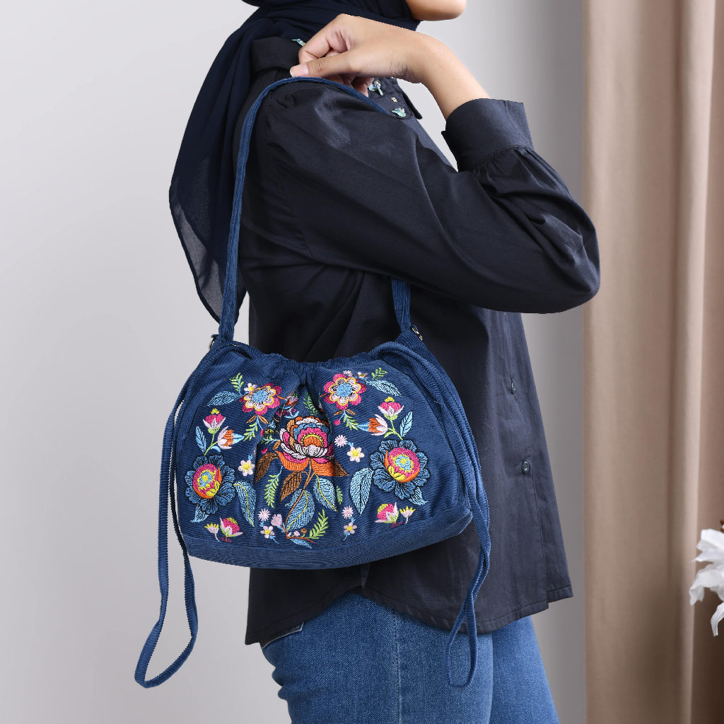 Dumpling Bag / Cordoba Series / Tas Slempang Bordir Malang