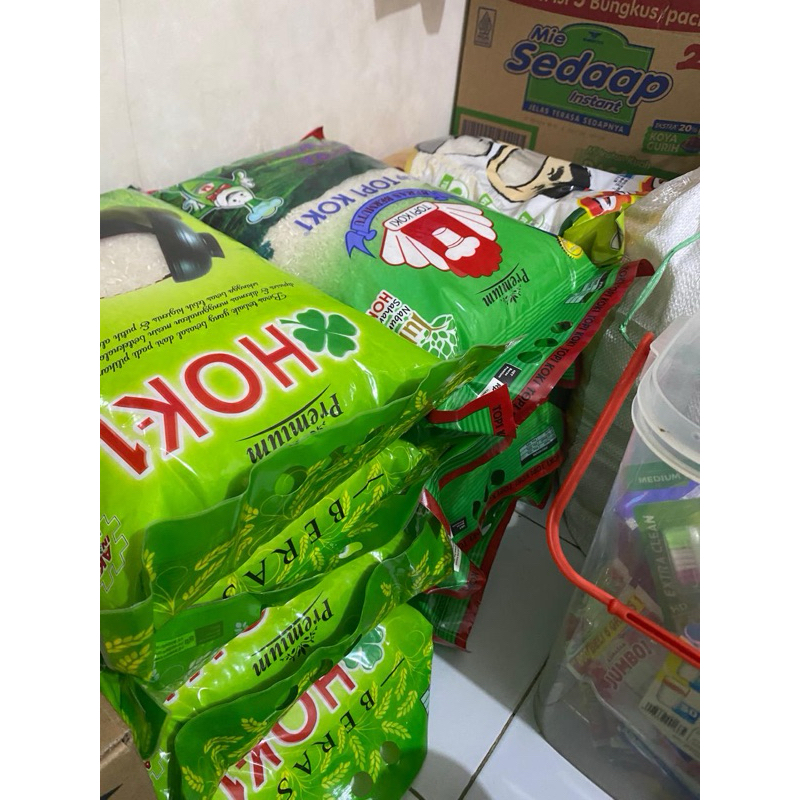 

Beras 5 KG dan gula 3 KG random [BUNDLING]