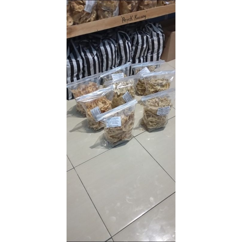 

PEYEK KACANG HIJAU 1/4KG