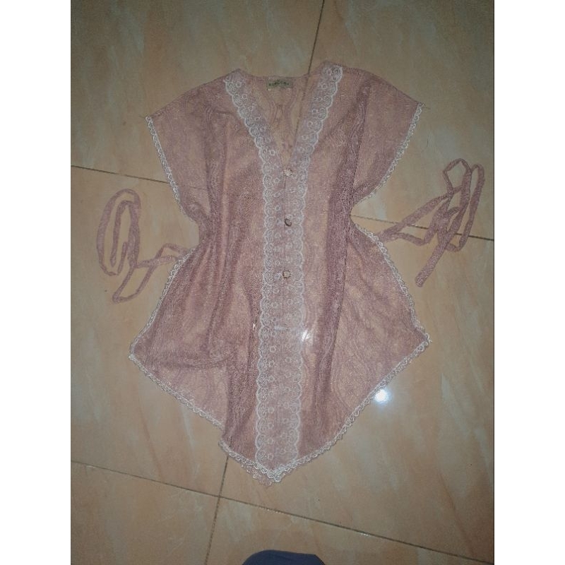 PL Napusha outer vest lace kebaya batik pink