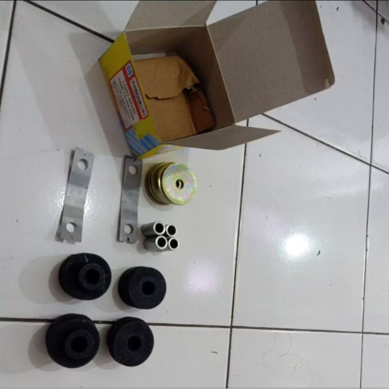 1 set Karet Kabin t120ss wakasa karet member dudukan mesin T120ss set