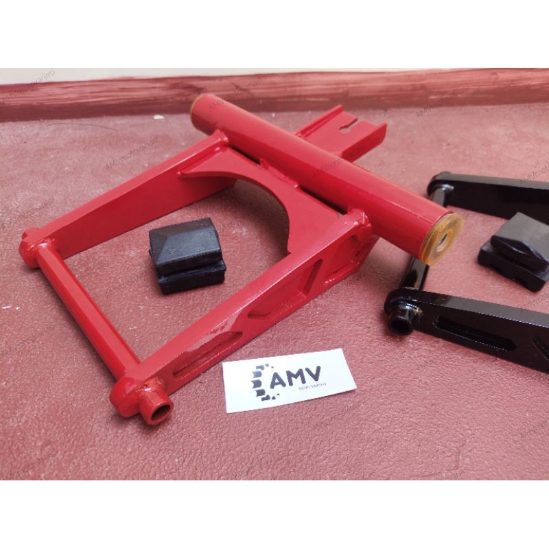 ENGINE MOUNTING VARIO 125/150 OLD VARIO 125/150 NEW