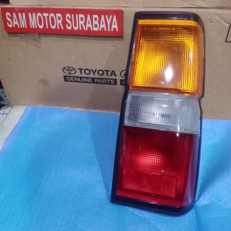 Stoplamp Lampu stop belakang Nissan Terrano Original