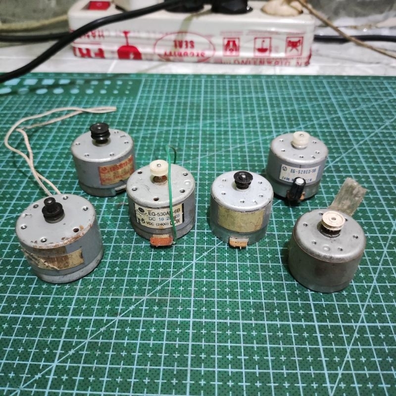 DC MOTOR GENERATOR LED LAYANG-LAYANG EX DINAMO TAP 6V - 12V GENERATOR SUPER GENERATOR
