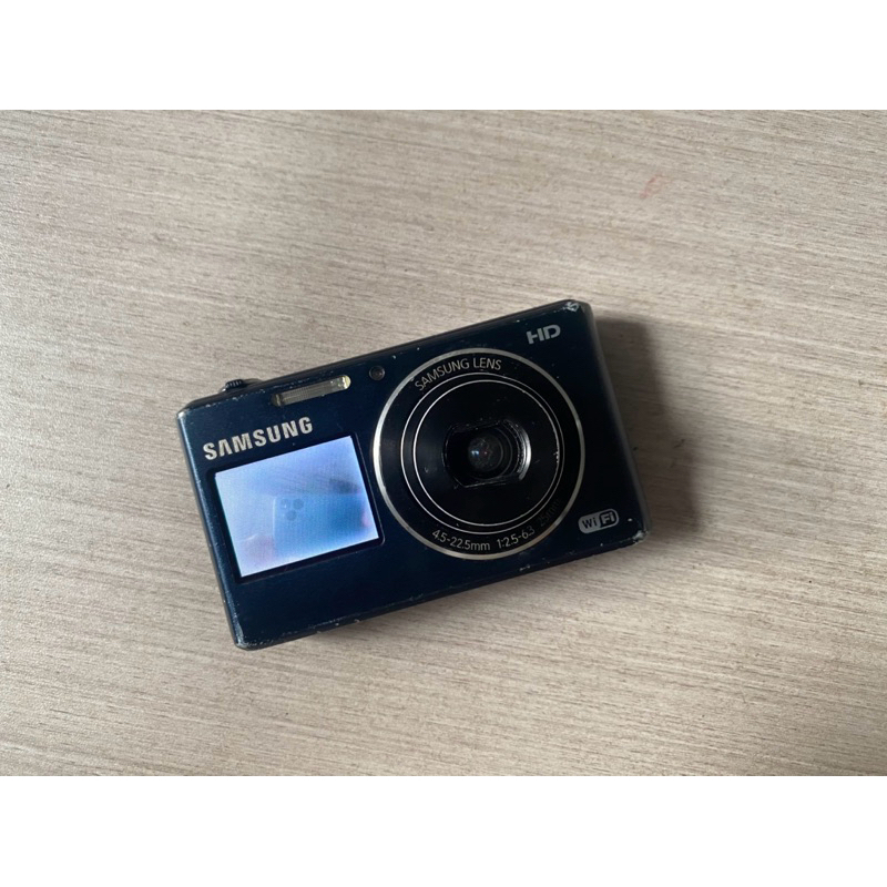 Kamera Samsung DV150F