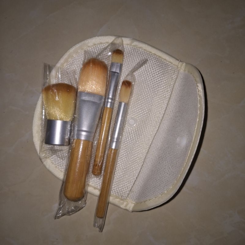 PRELOVED MURAH Mini Brush Set Kuas Make Up Cocok untuk Travelling Traveling Travel Brush For Make Up