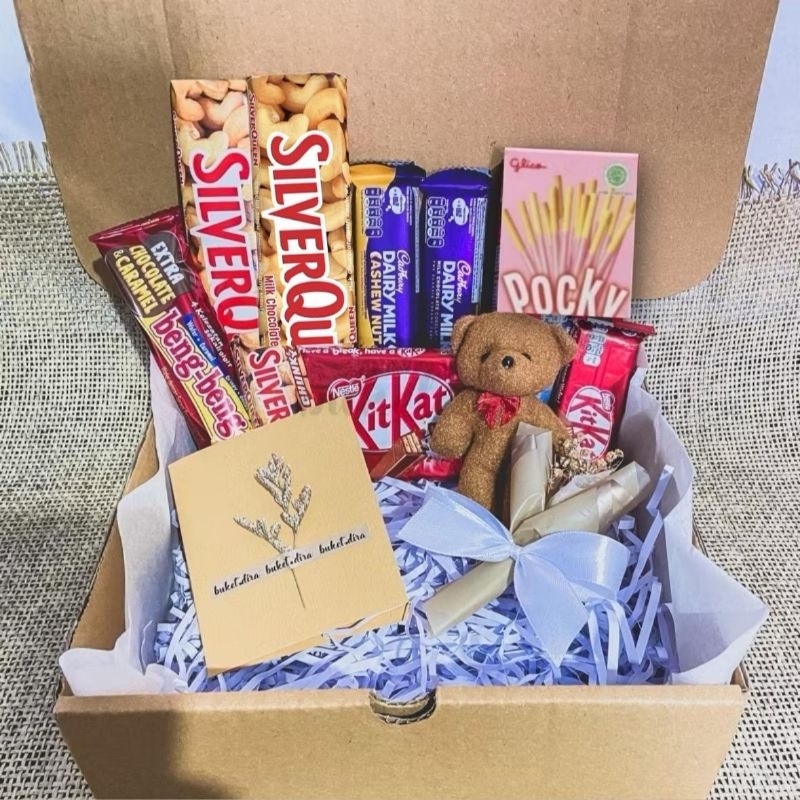 

box or tote bag of happiness - chocolate series / hampers cokelat free kartu ucapan + bubble wrap