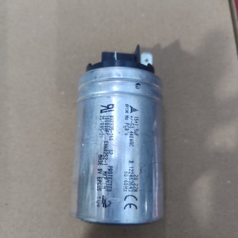 Ay00 Capacito Kapasitor Ac Panasonic 1/2pk 15+1,5uf R32 Original