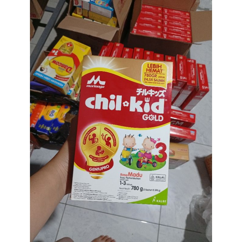 

PROMO!!!! CHILKIDS 3 780GR MADU VANILA
