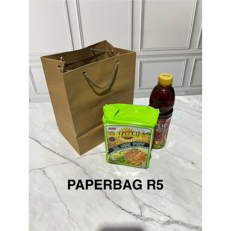 

(1 Lusin = 12 Pcs) Paperbag R5 uk. 18x22 cm / Paper bag hajatan / Paperbag souvenir / Goodie bag