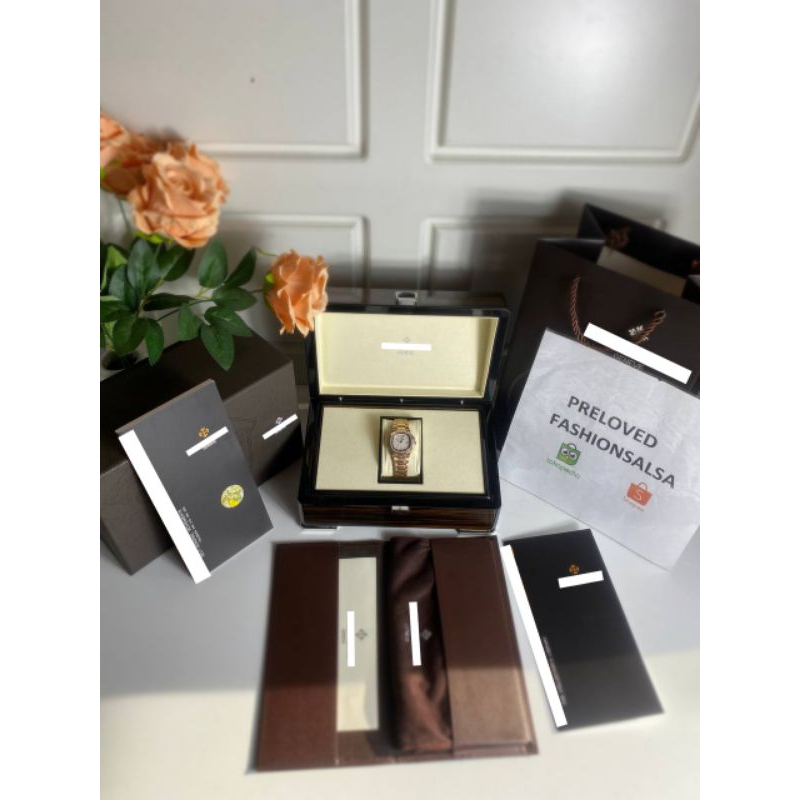 Preloved Th 2023 Nautilus Lady Rose Gold Diamond Bezel Watch