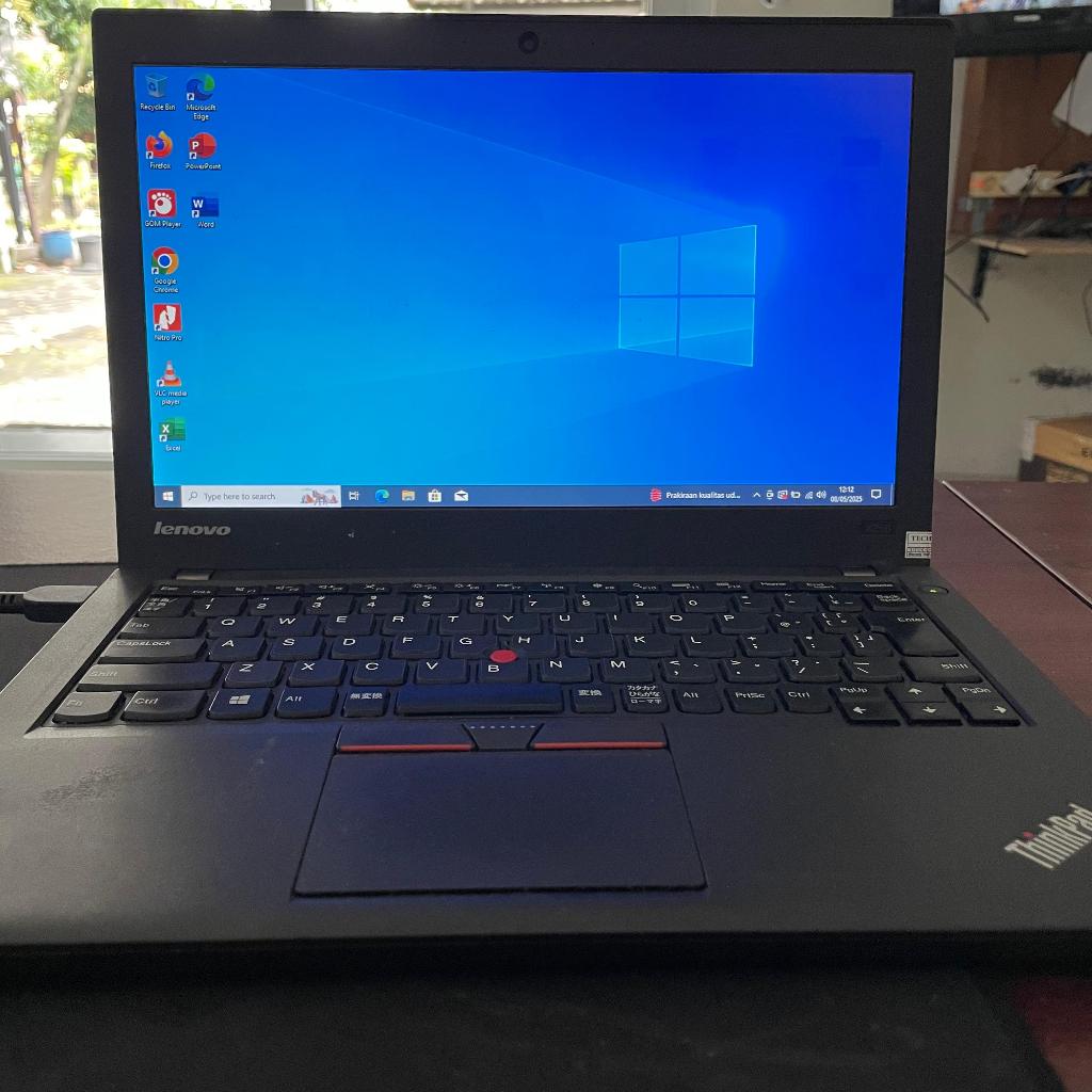 LENOVO THINKPAD X250 - 12.5" - INTEL CORE I5 5300U - RAM 8GB - SSD 128GB - LAPTOP - SEKEN / BEKAS