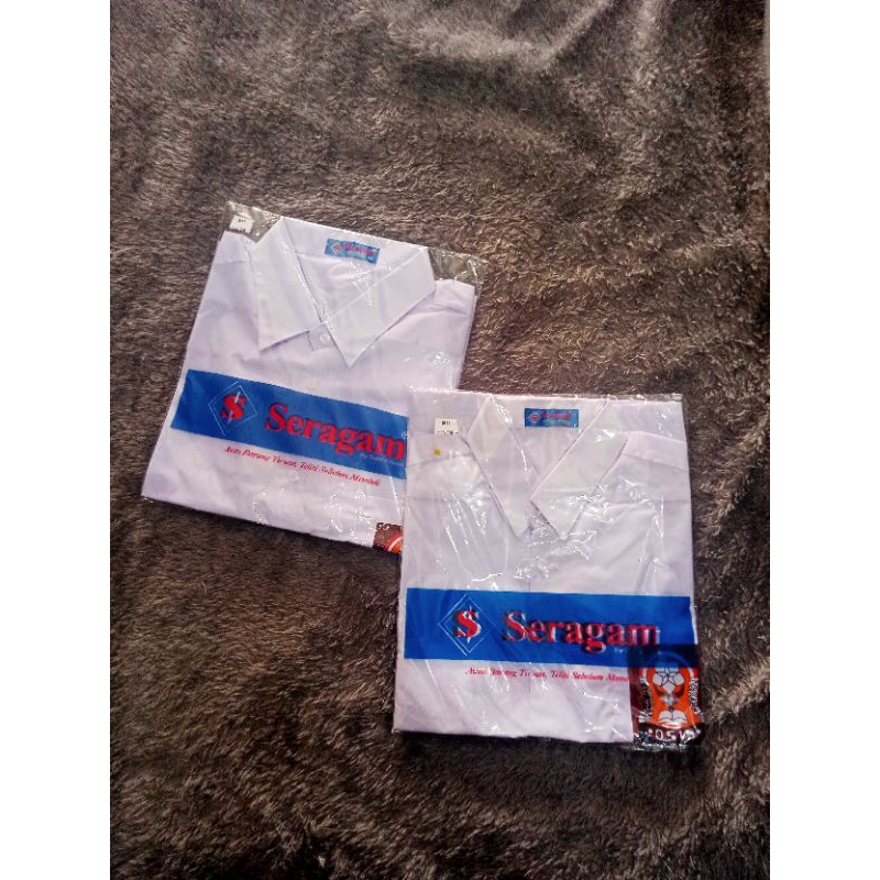 

Seragam Putih Logo SMA