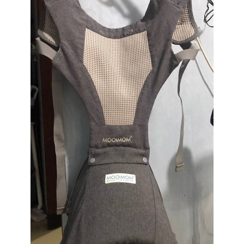 Preloved mooimom breathable hipseat