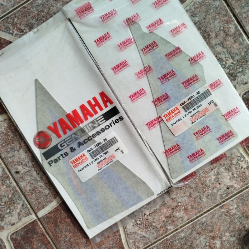 Stiker Striping Sayap Dalam Kanan Kiri FIZR F1ZR Hitam Silver 2003 Original YGY